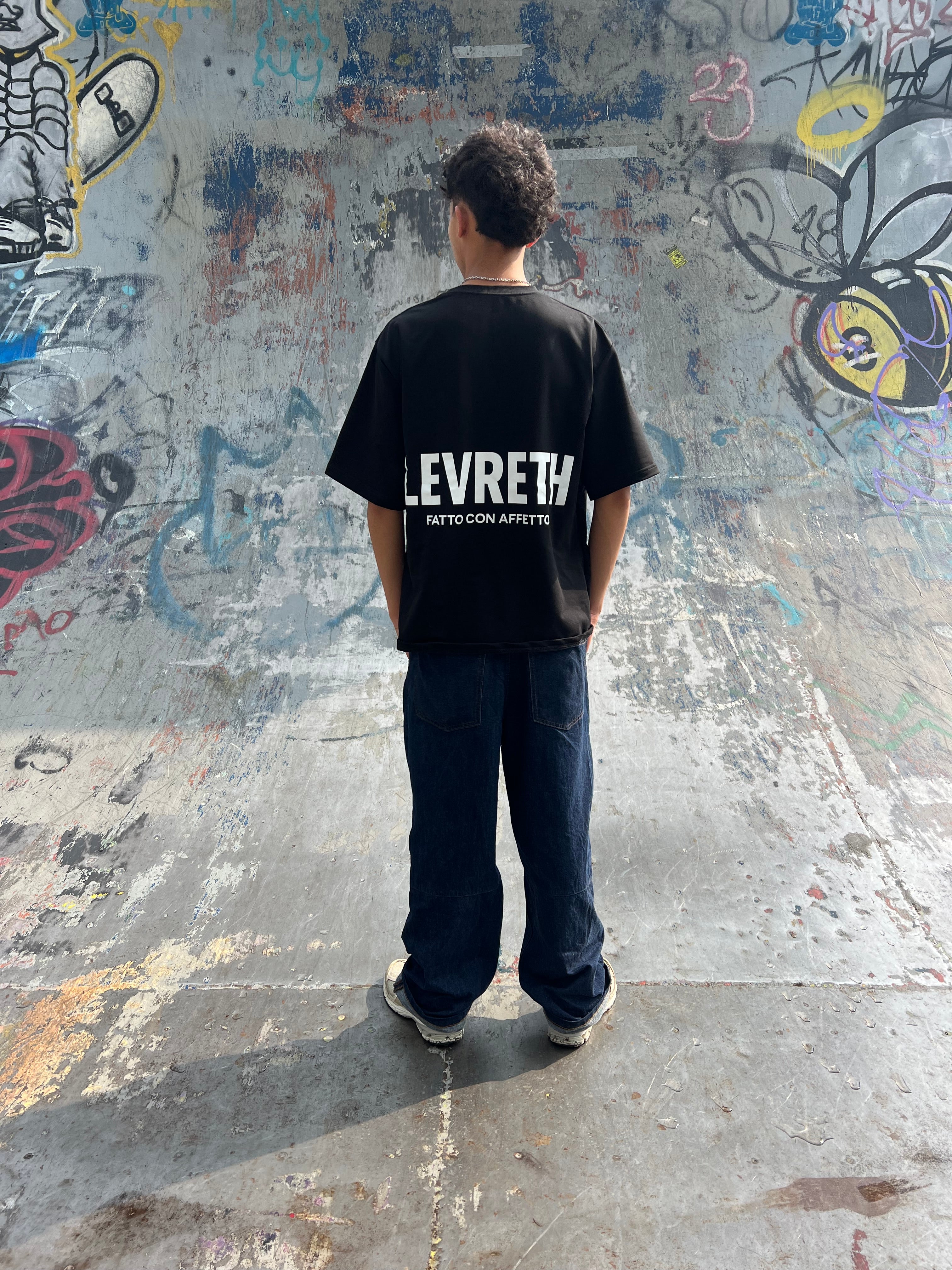 Essential Negra 100%algodon  280g Negra